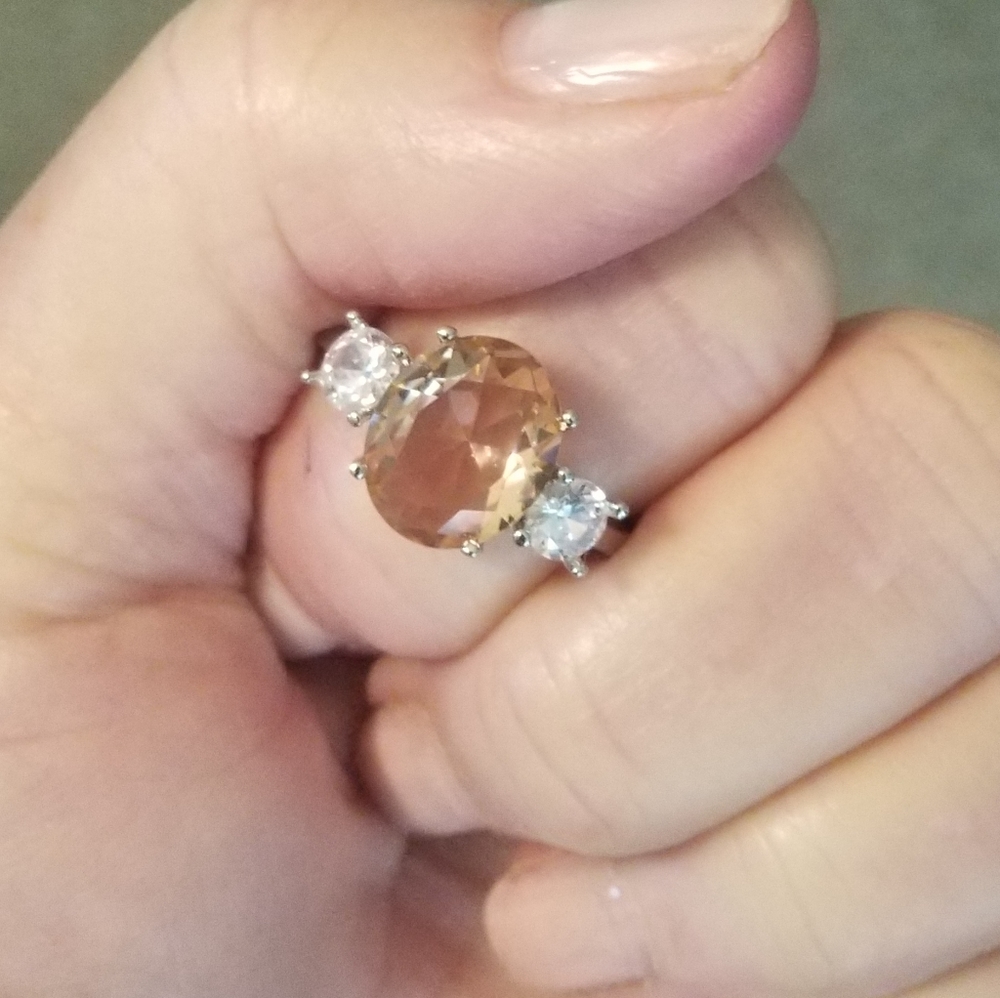 Elegant Simulated Morganite Gemstone Ring - Picture 2 of 2
